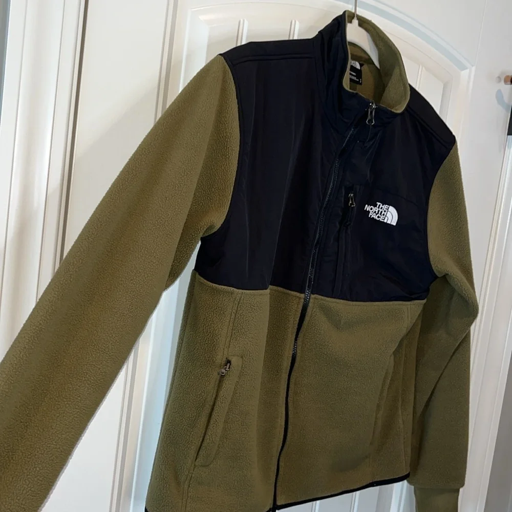 Olive green and black men Northface fleece full zip jacket size M